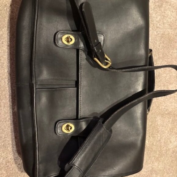 Large Black Vintage Leather Coach Briefcase Made in the US with Gold Closures - Picture 11 of 12